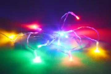 LED svetielka na batérie - 130 cm - 10 diód - multifarebné