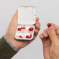 Elektronická inteligentná krabička na lieky Pill - InnovaGoods